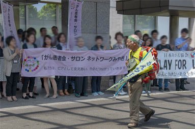 垣添 忠生会長の写真