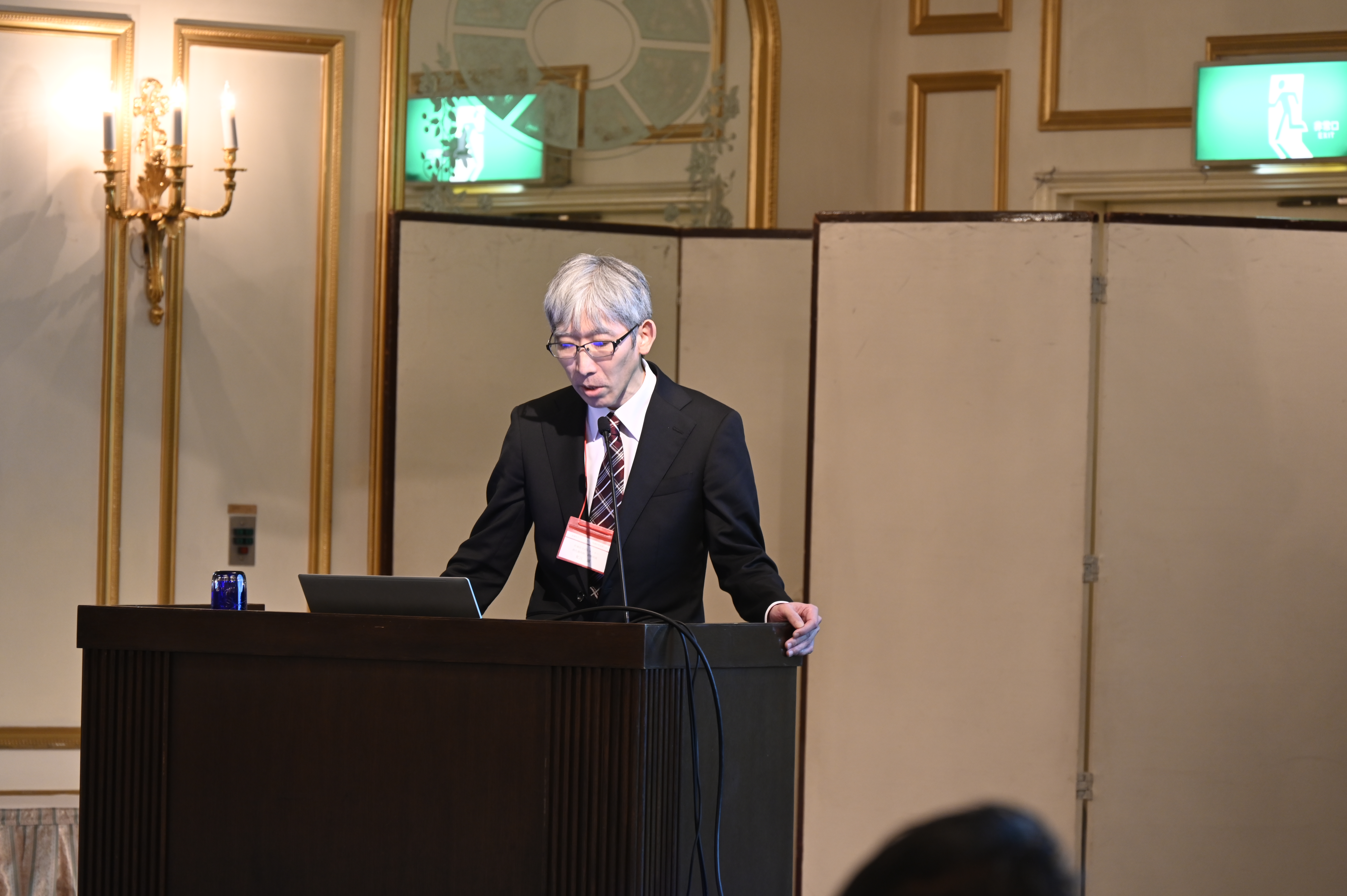 講演